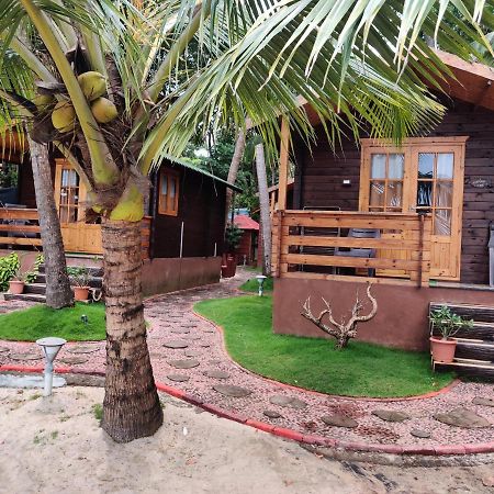 Breezywood Resort Mālvan Kültér fotó