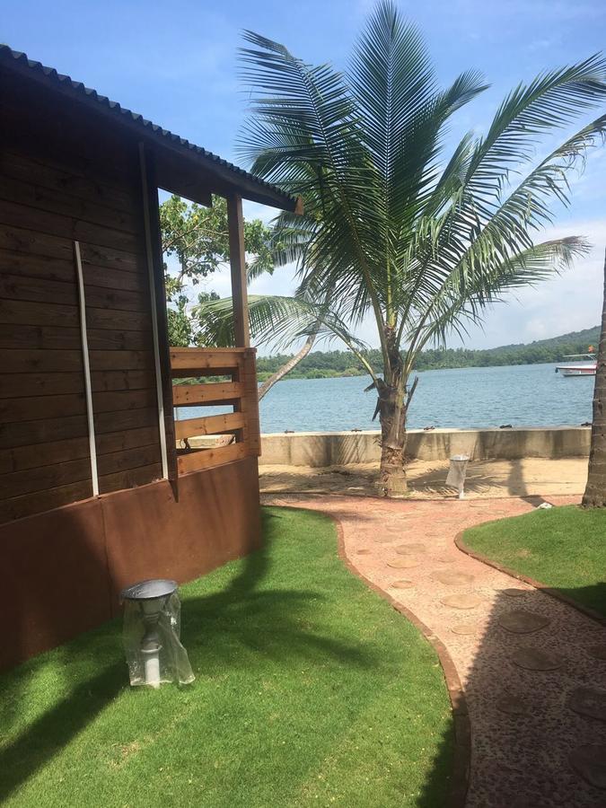 Breezywood Resort Mālvan Kültér fotó